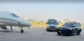 Gusttavo Lima tem avião apreendido em operação contra esquema de jogos ilegais que prendeu Deolane Bezerra; cantor diz ter vendido aeronave