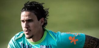 Pedro, do Flamengo, sofre grave lesão no joelho em treino da seleção e está fora da temporada