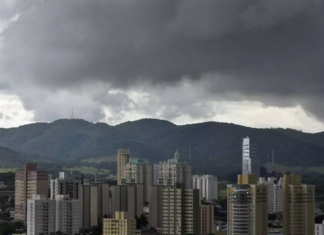 Jundiaí enfrenta possibilidade de chuva preta e queda de temperatura; confira a previsão do tempo