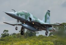 Caça da FAB cai durante voo de treinamento no Rio Grande do Norte