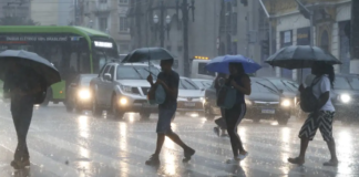 Inmet alerta para chuvas intensas no fim de semana