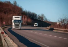 Aumento do diesel incomoda caminhoneiros e acende alerta para governo