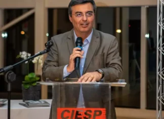 ‘O Brasil não aguenta mais três anos de juros altos’, diz Cervone