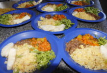 Merendeiras da rede municipal participam de capacitação para aprimorar qualidade da alimentação escolar