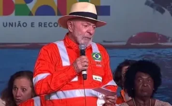 Povo tem que “saber quem xingar”, diz Lula sobre preço dos combustíveis