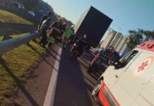 Motorista morre nesta tarde em Jundiaí após bater em caminhão