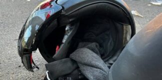 Motociclista morre após perder o controle e bater cabeça na guia