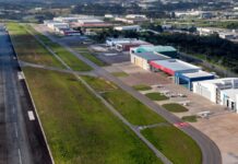 Avião faz pouso de emergência em Jundiaí após falha no trem de pouso