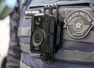 PM de São Paulo anuncia uso de reconhecimento facial e leitura de placas em câmeras corporais até 2026