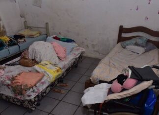 Sete idosos e uma jovem são resgatados de abrigo clandestino em condições insalubres em Guaianases