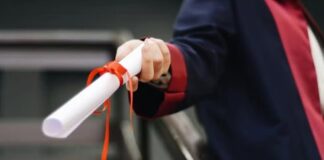 O ADEUS AO DIPLOMA DE PAPEL: FORMATURA AGORA TERÁ DOCUMENTO DIGITAL