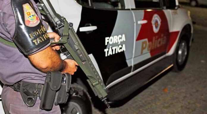 Procurado por roubo pula na linha férrea para fugir da Força Tática, mas acaba preso em Campo Limpo Paulista