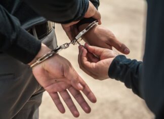 HOMEM É PRESO EM FLAGRANTE APÓS ESPANCAR A FILHA DE 6 ANOS EM ITUPEVA