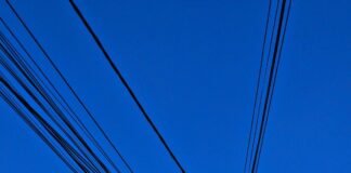 Iluminação de quadra e parquinho no Jardim Corcovado transforma realidade de moradores em Campo Limpo Paulista