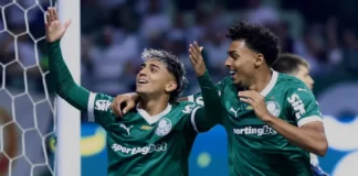 Palmeiras vence o Grêmio com gol relâmpago e encosta no líder Cruzeiro