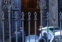 Despedida a Preta Gil reúne fãs e familiares no Theatro Municipal do Rio de Janeiro