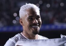 São Paulo vence clássico Majestoso com show de Luciano