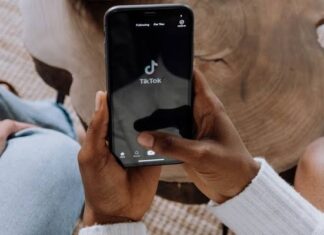 Menino de 12 anos morre após participar de desafio viral nas redes sociais no Reino Unido