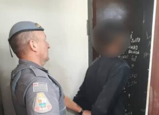 Filho invade casa da mãe para furtar objetos e trocar por drogas