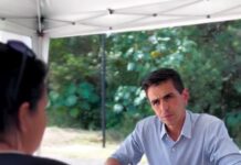 Prefeito de Campo Limpo Paulista realiza atendimentos presenciais nos bairros toda semana para ouvir a população