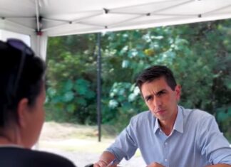 Prefeito de Campo Limpo Paulista realiza atendimentos presenciais nos bairros toda semana para ouvir a população