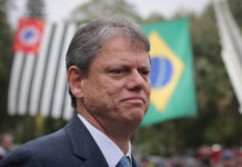 Governo de SP lança programa de crédito de até R$ 300 mil para policiais comprarem casa própria