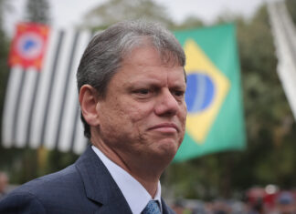 Governo de SP lança programa de crédito de até R$ 300 mil para policiais comprarem casa própria