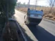 Carro capota após colidir com árvore na Avenida Duque de Caxias em Várzea Paulista
