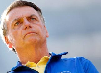 Moraes decreta prisão domiciliar de Bolsonaro