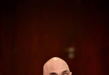 “Não existe possibilidade de recuar nem um milímetro”, diz Moraes ao Washington Post