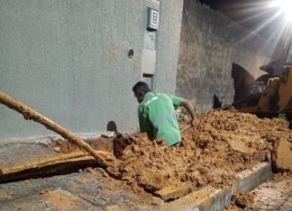 SAE realiza obra emergencial após rompimento na rede de água