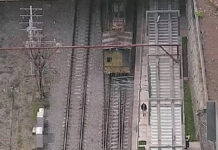 Descarrilamento de trem de manutenção causa transtornos nas linhas da CPTM em São Paulo