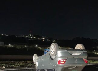 Acidente com capotamento mobiliza autoridades no trevo de Louveira