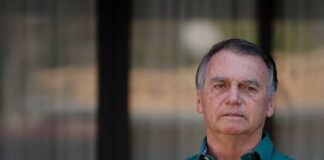 Laudo de Bolsonaro aponta câncer de pele em lesões retiradas