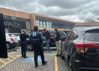 Homem é baleado ao tentar atropelar policial em estacionamento de shopping da Zona Norte de SP